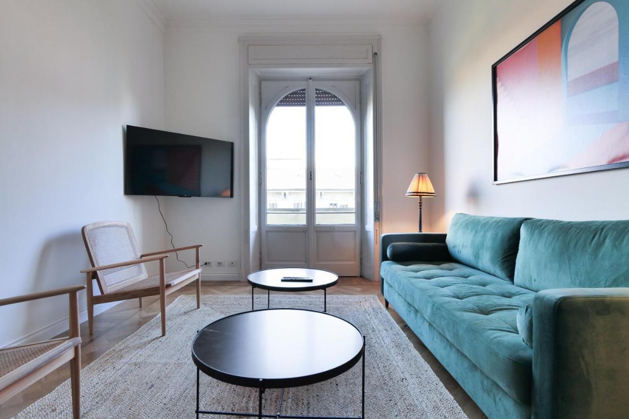 Adelaide Elegant Apartments Milano Exterior foto