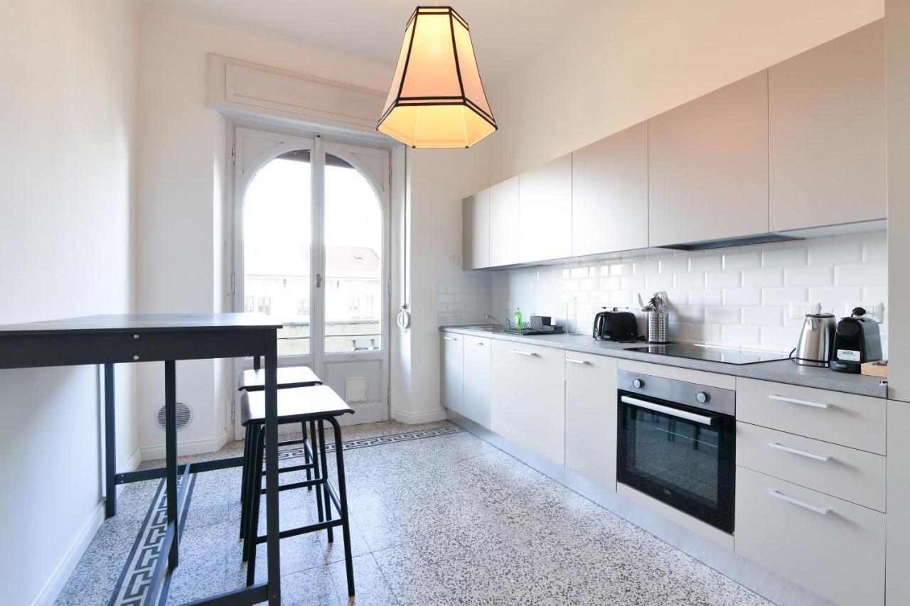 Adelaide Elegant Apartments Milano Exterior foto